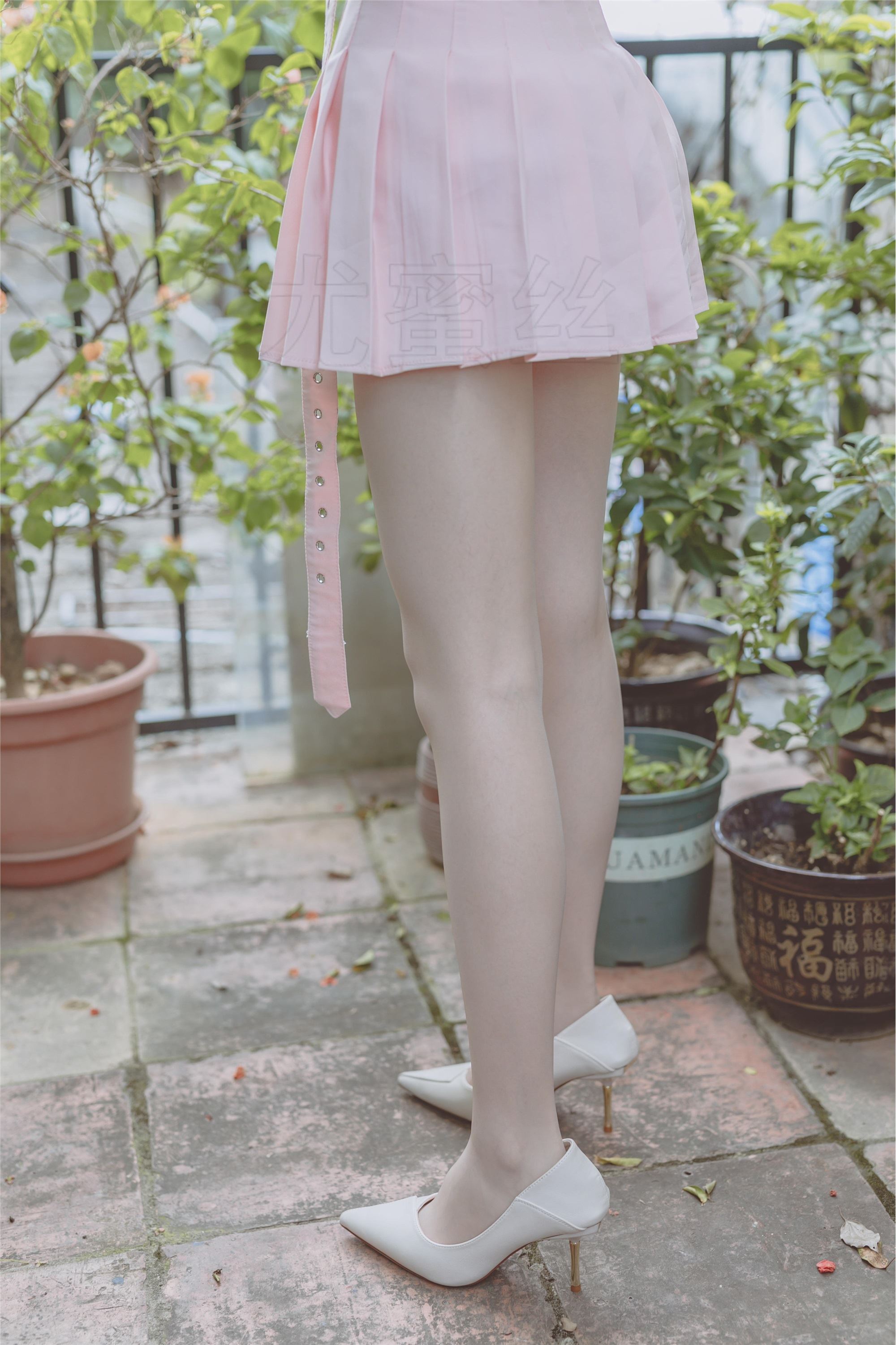 尤蜜丝 穿搭写真 NO.001